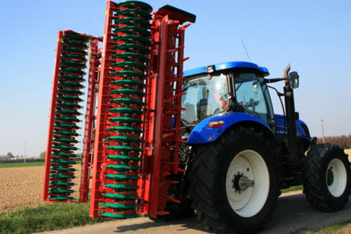 Kverneland Foldable Power Harrow F30