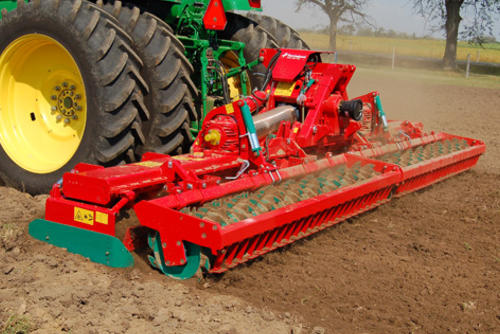 Kverneland Foldable Power Harrow F35 