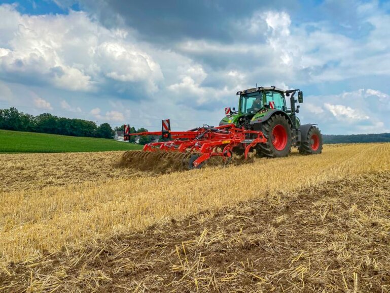 Kverneland-Enduro-4000-shear-bolt-0001-gr2rrjb36y